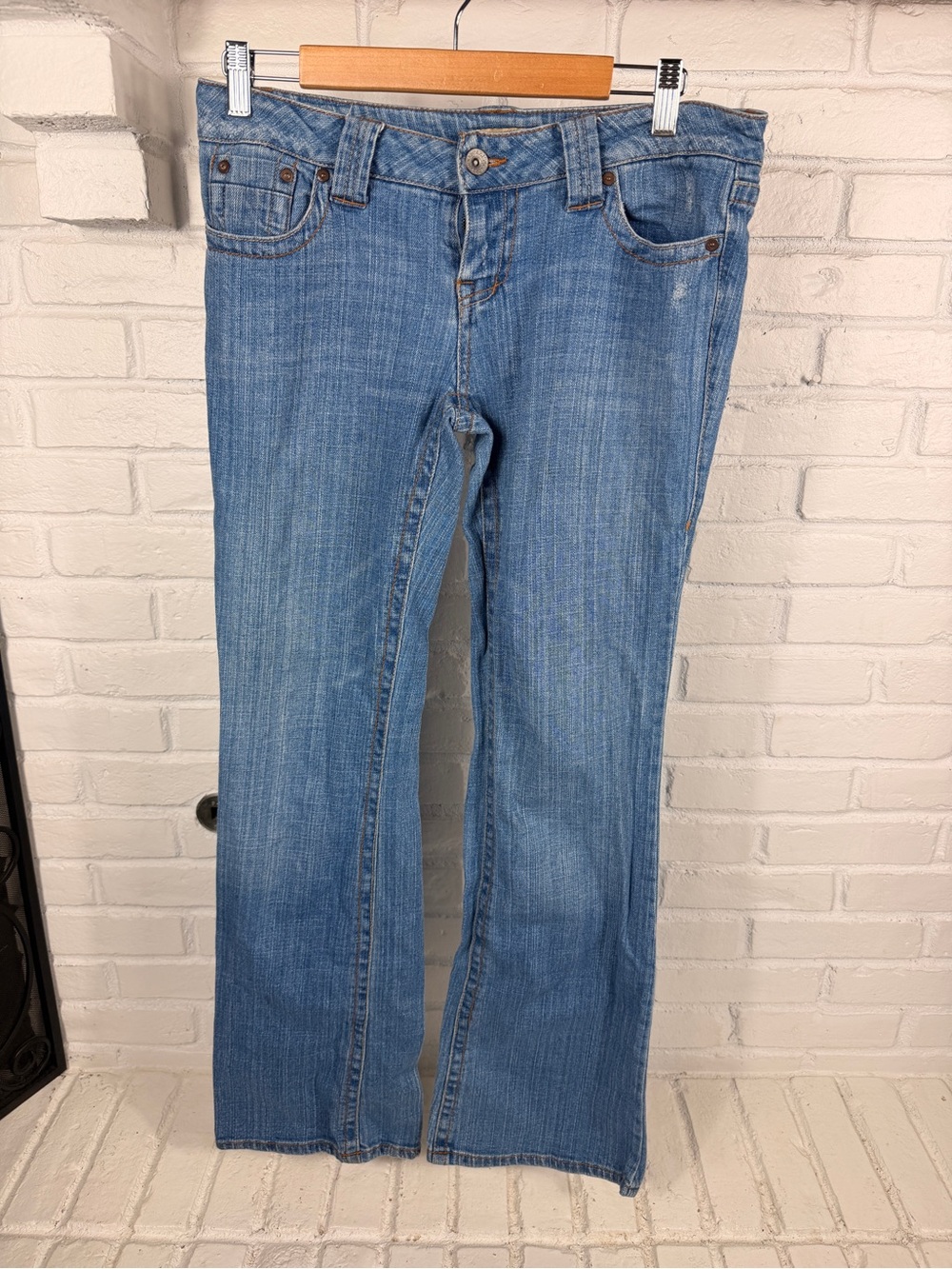 Y2K Paris Blues Low Rise Bootcut Jeans Womens Size 11 34” Inseam Read